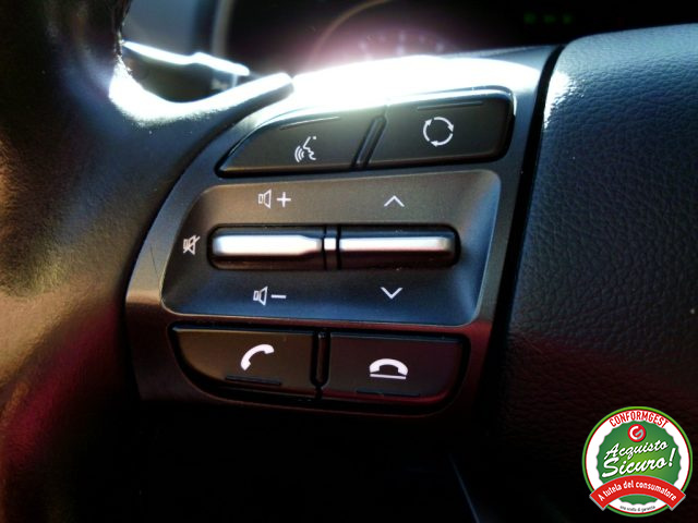 HYUNDAI Kona usata, con Bracciolo