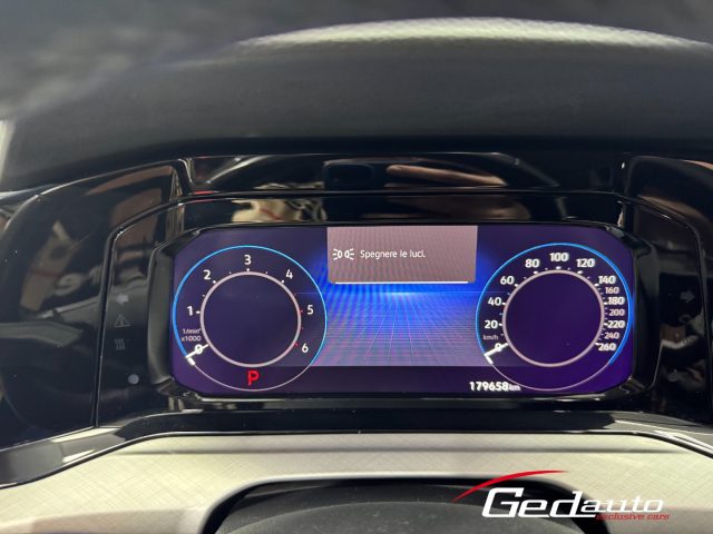 VOLKSWAGEN Golf usata, con Fendinebbia