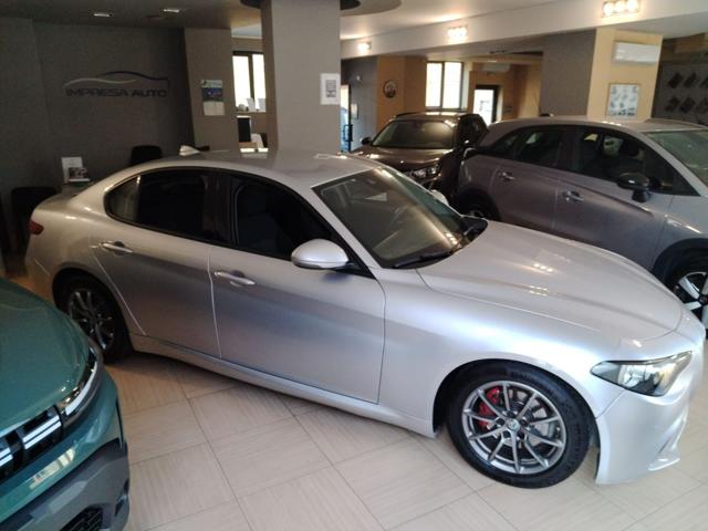 ALFA ROMEO Giulia usata, con Autoradio