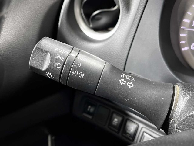 NISSAN Navara usata 24