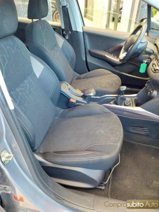 PEUGEOT 2008 usata, con Climatizzatore