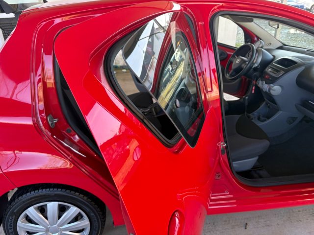 TOYOTA Aygo usata 40