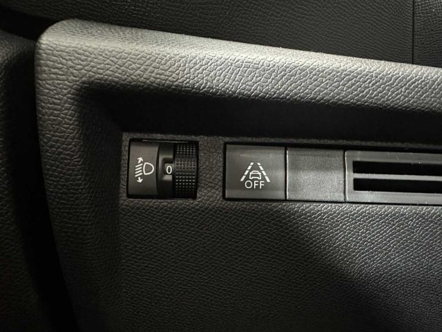 CITROEN C4 usata, con Riconoscimento dei segnali stradali
