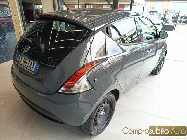 LANCIA Ypsilon usata, con Airbag Passeggero
