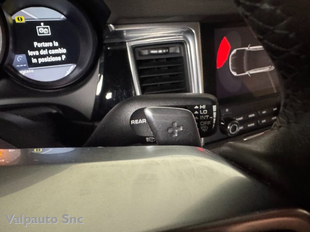 PORSCHE Macan usata, con Isofix