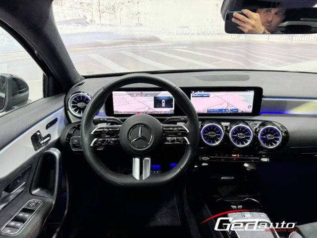 MERCEDES-BENZ A 220 usata, con Fari Xenon