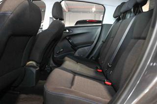 PEUGEOT 208 usata, con Fendinebbia