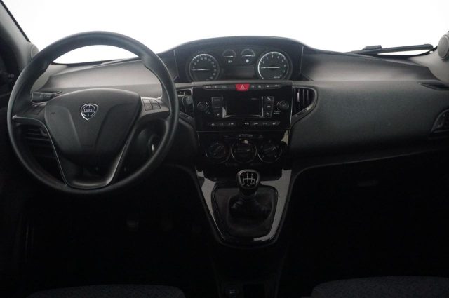 LANCIA Ypsilon usata, con ESP
