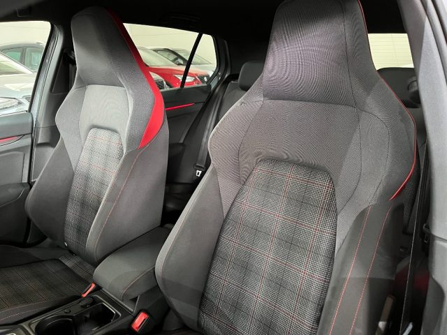 VOLKSWAGEN Golf usata, con Servosterzo