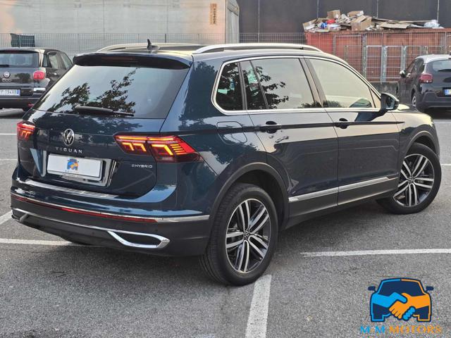 VOLKSWAGEN Tiguan usata, con Autoradio