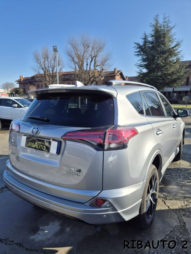 TOYOTA RAV 4 usata, con Airbag