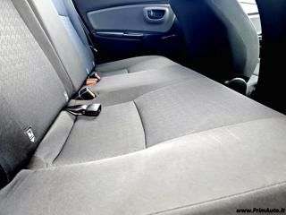 TOYOTA Yaris usata, con ESP