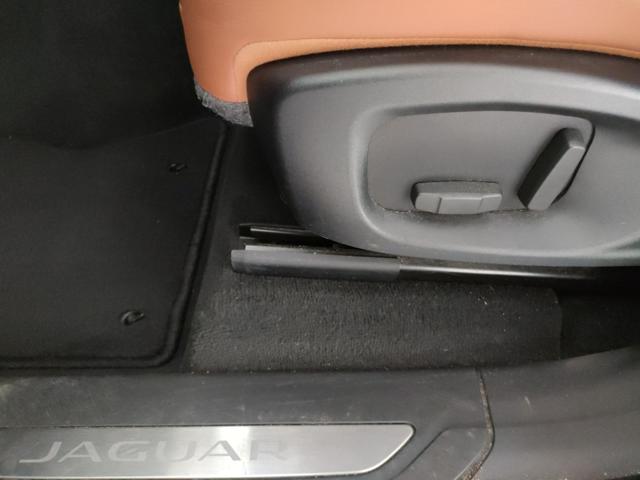 JAGUAR F-Pace usata, con ESP