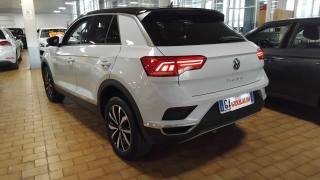 VOLKSWAGEN T-Roc usata, con Autoradio