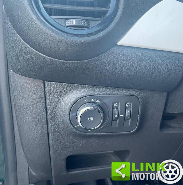 OPEL Adam usata, con Lettore CD