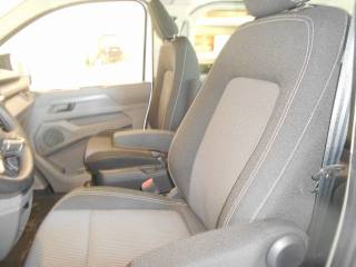 VOLKSWAGEN T6 Caravelle usata, con Chiusura centralizzata
