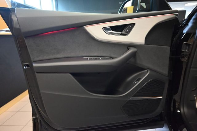 AUDI Q8 usata 46