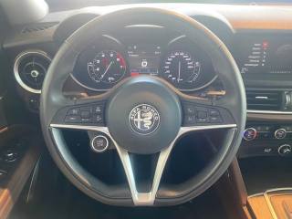 ALFA ROMEO Stelvio usata, con Controllo automatico clima