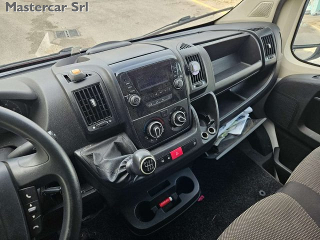 PEUGEOT Boxer usata, con Park Distance Control