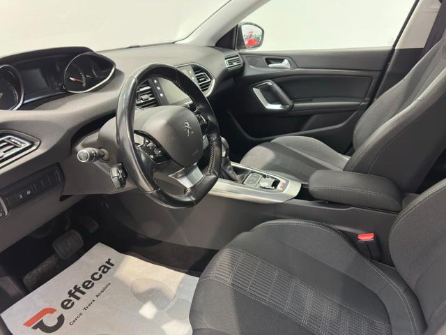 PEUGEOT 308 usata, con Boardcomputer