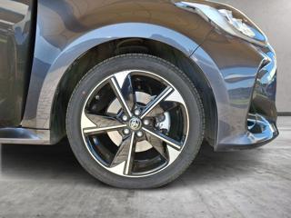 TOYOTA Yaris usata, con Sistema di navigazione