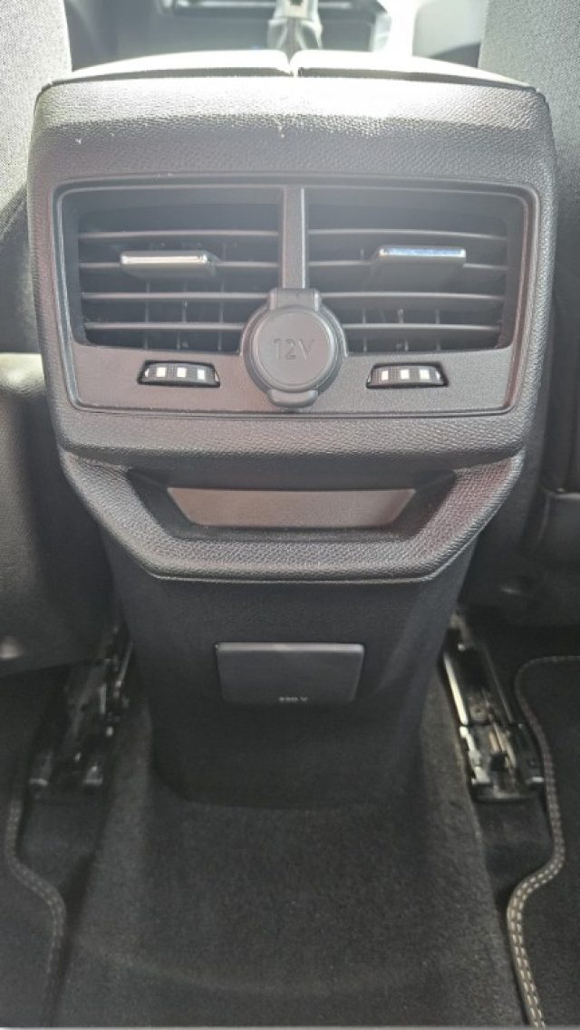 PEUGEOT 3008 usata, con Frenata d