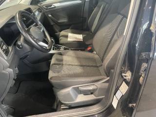 VOLKSWAGEN T-Roc usata, con Autoradio