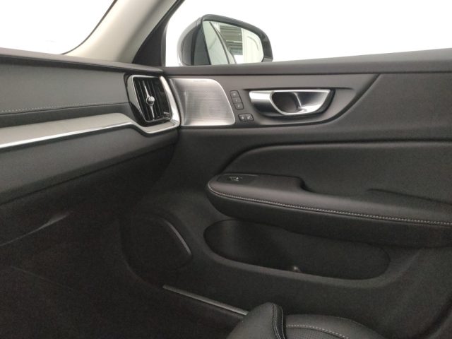 VOLVO V60 usata, con Tettuccio apribile