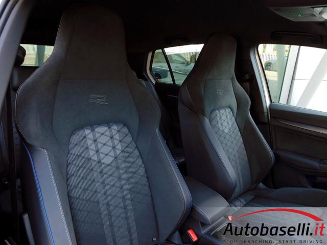 VOLKSWAGEN Golf usata, con Autoradio