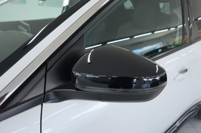 PEUGEOT 3008 usata 23