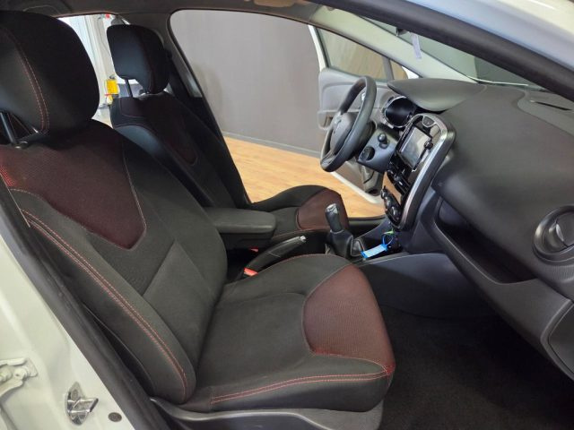RENAULT Clio usata, con Sistema di navigazione