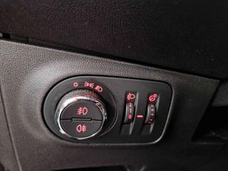 OPEL Corsa usata, con Volante in pelle