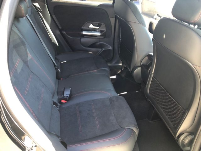 MERCEDES-BENZ GLA 200 usata, con Climatizzatore