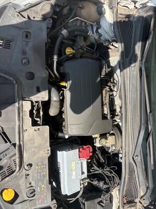 RENAULT Clio usata, con Pneumatici quattro stagioni