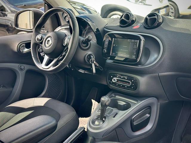 SMART ForTwo usata, con Leve al volante