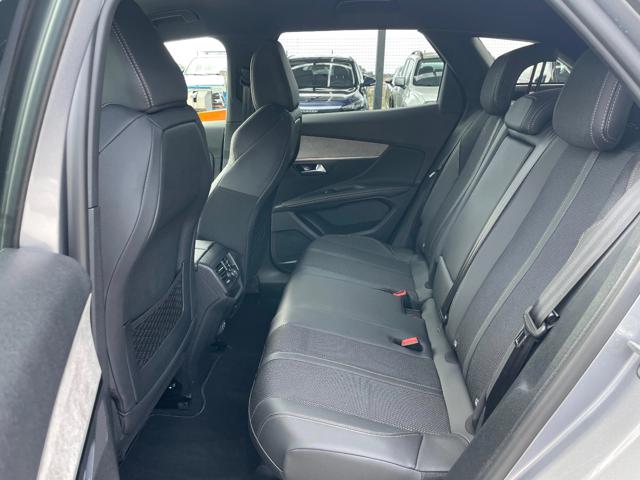 PEUGEOT 3008 usata, con Sedile posteriore sdoppiato