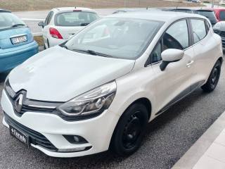 RENAULT Clio usata, con Autoradio