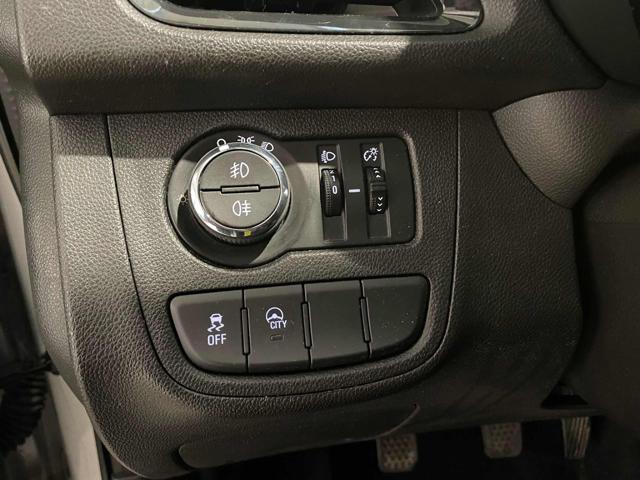 OPEL Karl usata, con Fendinebbia