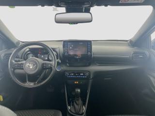 TOYOTA Yaris usata 10