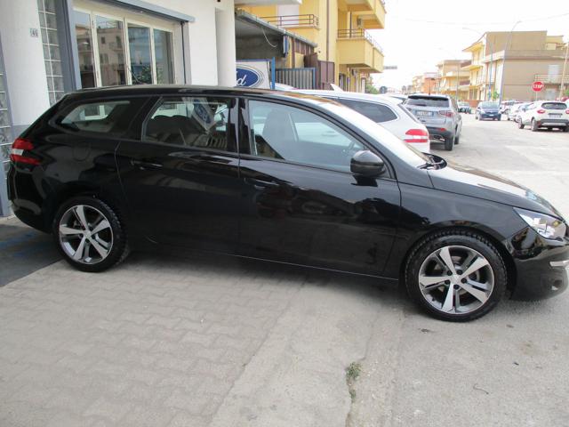 PEUGEOT 308 usata, con Airbag Passeggero