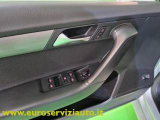 VOLKSWAGEN Passat usata 40