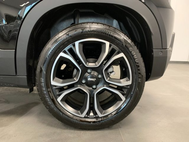 JEEP Avenger usata, con Isofix