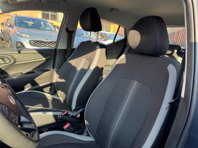 HYUNDAI i10 usata, con Touch screen