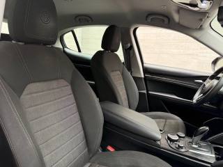 ALFA ROMEO Stelvio usata, con Fari Xenon