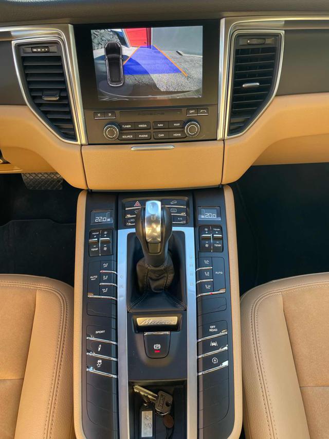 PORSCHE Macan usata, con Sedili riscaldati