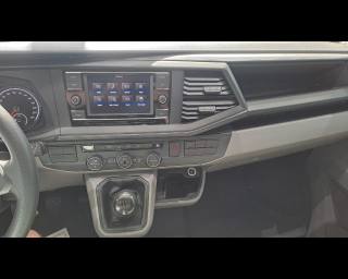 VOLKSWAGEN T6 Caravelle usata, con Regolazione elettrica sedili