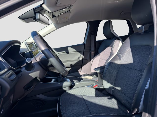 RENAULT Captur usata 8