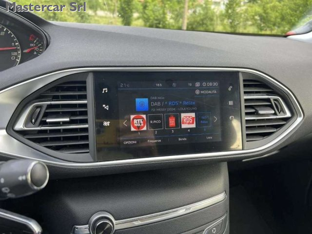 PEUGEOT 308 usata, con Autoradio