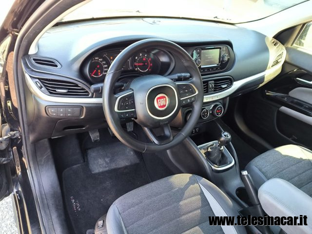 FIAT Tipo usata, con Sensori di parcheggio posteriori