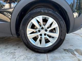 PEUGEOT 3008 usata, con Sistema di navigazione